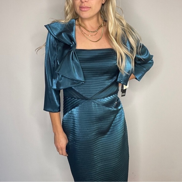 Adrianna Papell Teal Shimmer Dress and Jacket Set - Picture 6 of 13